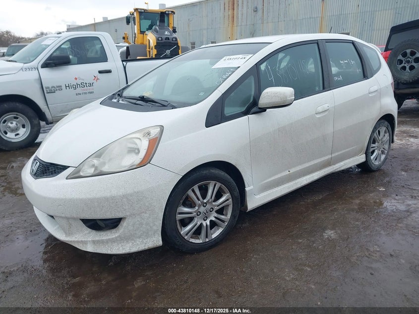 2010 HONDA FIT auction photo 2