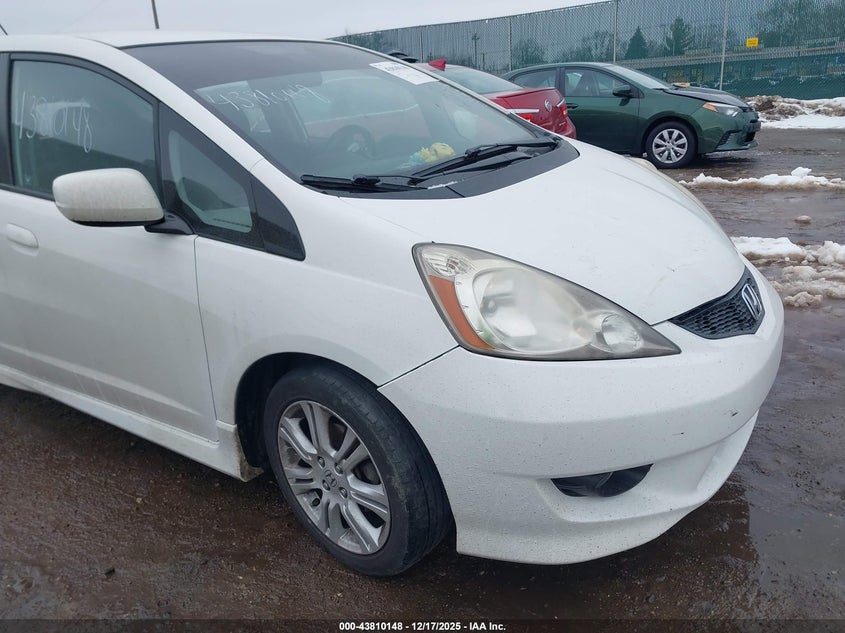 2010 HONDA FIT auction photo 6