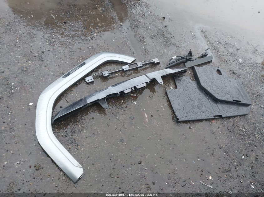 2024 GMC Sierra 3500Hd 4Wd Standard Bed Denali Ultimate VIN: 1GT49YEY9RF146623 Lot: 43810197