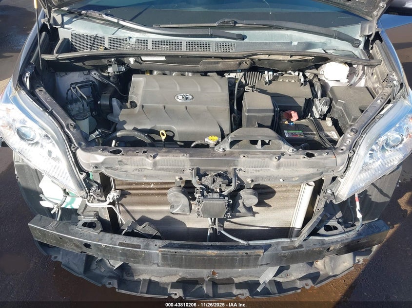 2014 Toyota Sienna Limited V6 7 Passenger VIN: 5TDYK3DC3ES497147 Lot: 43810206