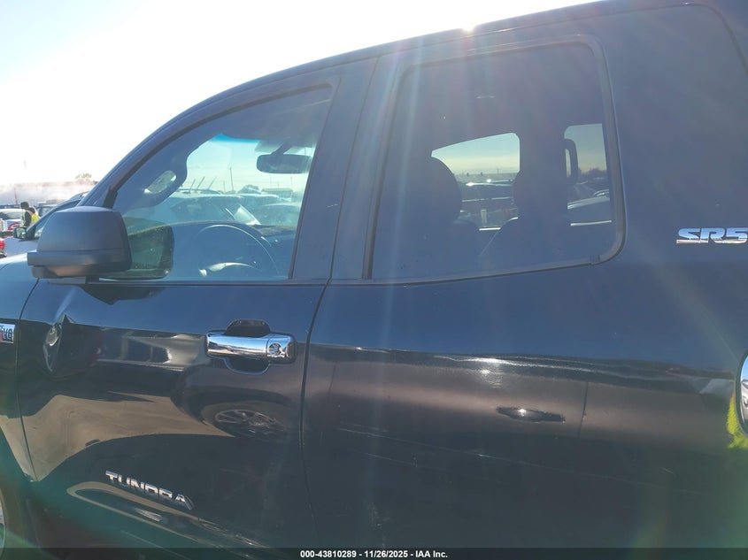 2007 Toyota Tundra Sr5 V8 VIN: 5TFRV54167X015886 Lot: 43810289