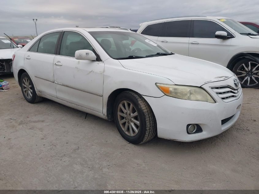 TOYOTA CAMRY XLE V6