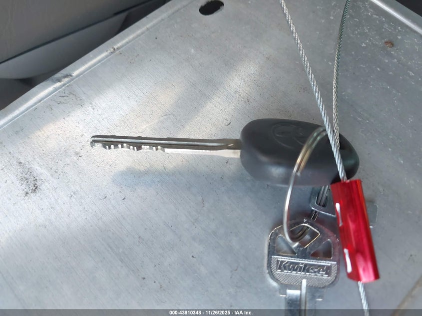 2007 Toyota Tacoma Prerunner V6 VIN: 3TMKU72N87M011219 Lot: 43810348