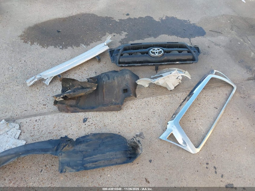 2007 Toyota Tacoma Prerunner V6 VIN: 3TMKU72N87M011219 Lot: 43810348