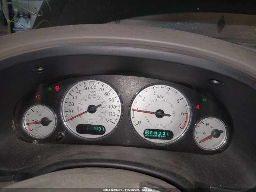 2005 Chrysler Town & Country Touring VIN: 2C4GP54LX5R119473 Lot: 43810361