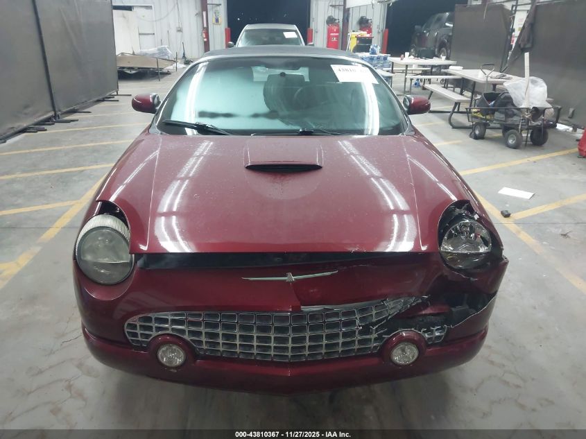 2004 Ford Thunderbird VIN: 1FAHP60AX4Y104924 Lot: 43810367