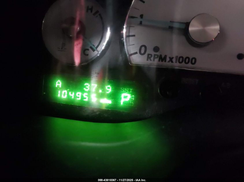 2004 Ford Thunderbird VIN: 1FAHP60AX4Y104924 Lot: 43810367