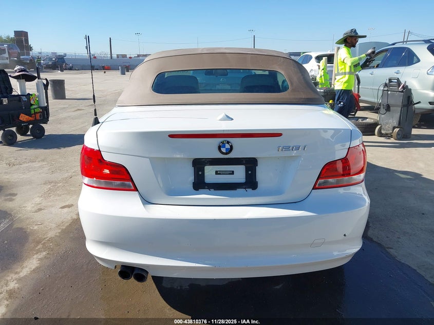 2013 BMW 128I VIN: WBAUN1C59DVR00577 Lot: 43810376