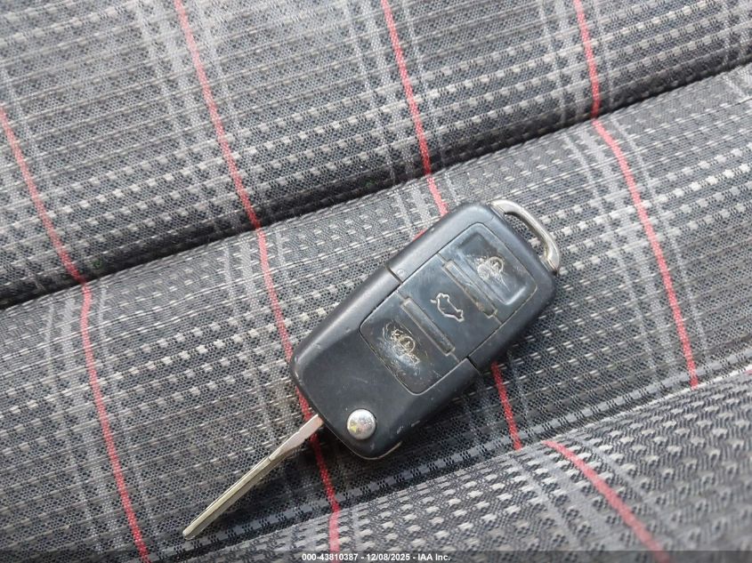 2006 Volkswagen Gti 2-Door VIN: WVWEV71K96W197286 Lot: 43810387