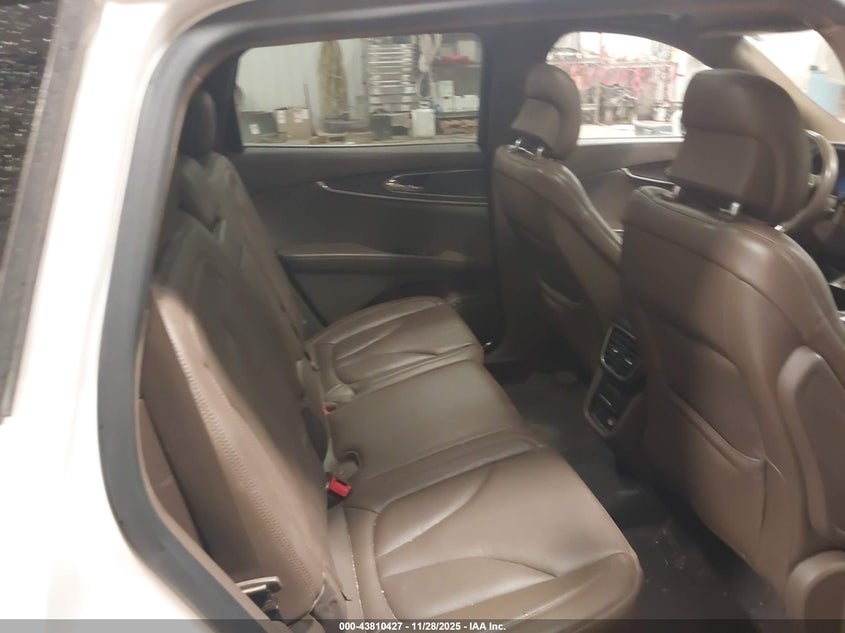 2016 Lincoln Mkx Reserve VIN: 2LMTJ8LR4GBL69763 Lot: 43810427