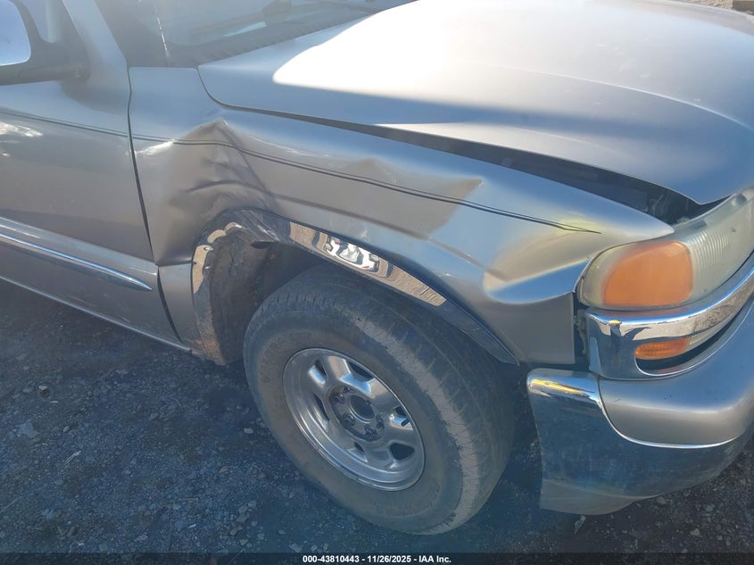 2000 GMC Sierra 1500 Sle VIN: 1GTEC14T5YZ272106 Lot: 43810443