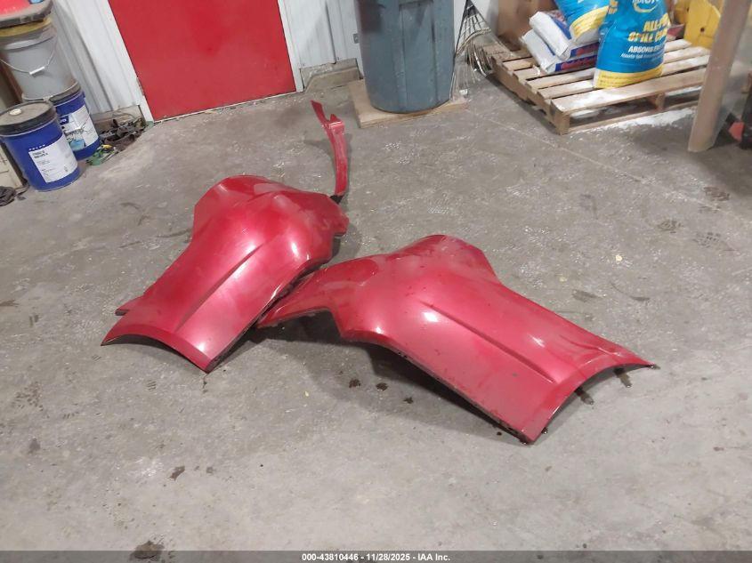 2010 Mercury Milan VIN: 3MEHM0HA4AR665598 Lot: 43810446