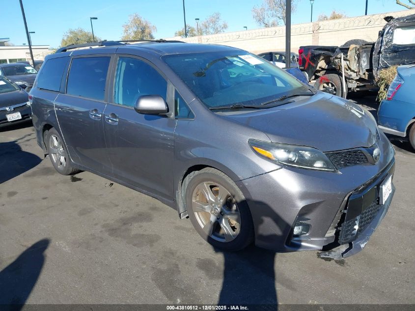 TOYOTA SIENNA SE PREMIUM 8 PASSENGER