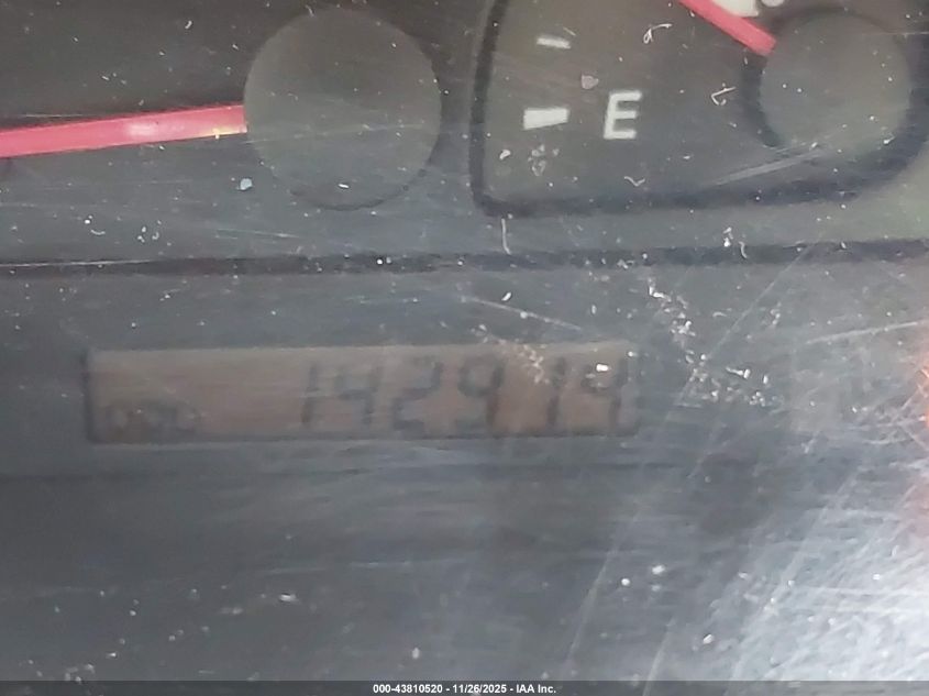 2002 Toyota Camry Le VIN: JTDBE32K020096984 Lot: 43810520