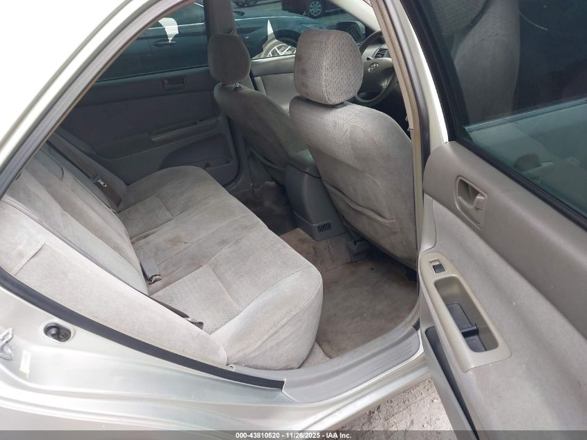 2002 Toyota Camry Le VIN: JTDBE32K020096984 Lot: 43810520