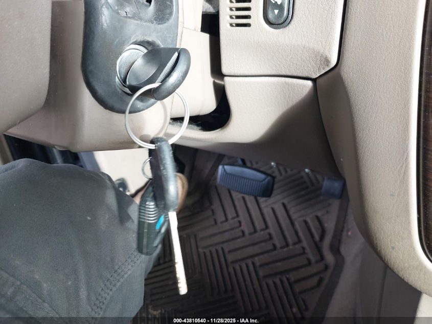 2004 Ford Explorer Eddie Bauer VIN: 1FMZU74WX4UB97384 Lot: 43810540