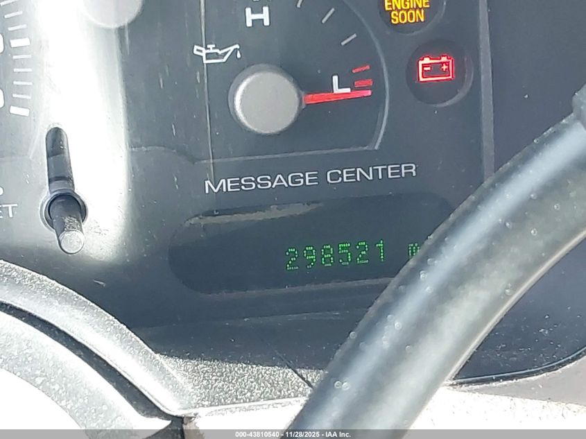 2004 Ford Explorer Eddie Bauer VIN: 1FMZU74WX4UB97384 Lot: 43810540