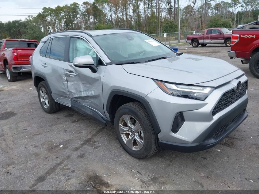 TOYOTA RAV4 XLE