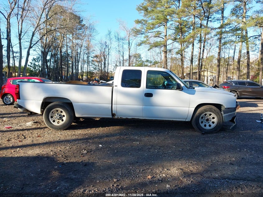 2005 Chevrolet Silverado 1500 Work Truck VIN: 1GCEC19ZX5E236587 Lot: 43810602