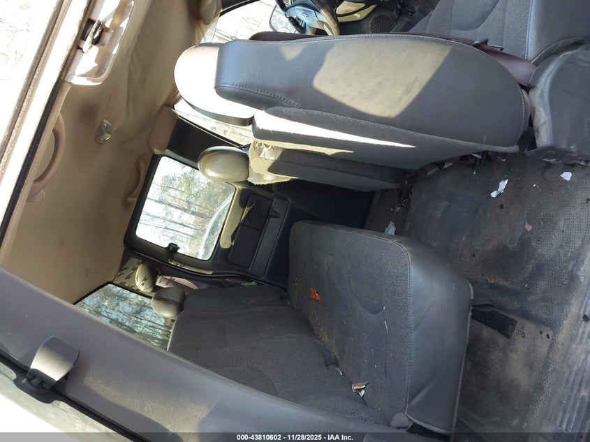 2005 Chevrolet Silverado 1500 Work Truck VIN: 1GCEC19ZX5E236587 Lot: 43810602