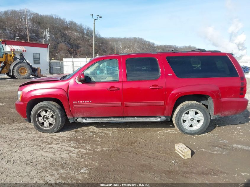 2013 Chevrolet Suburban 1500 Lt VIN: 1GNSKJE73DR145718 Lot: 43810660