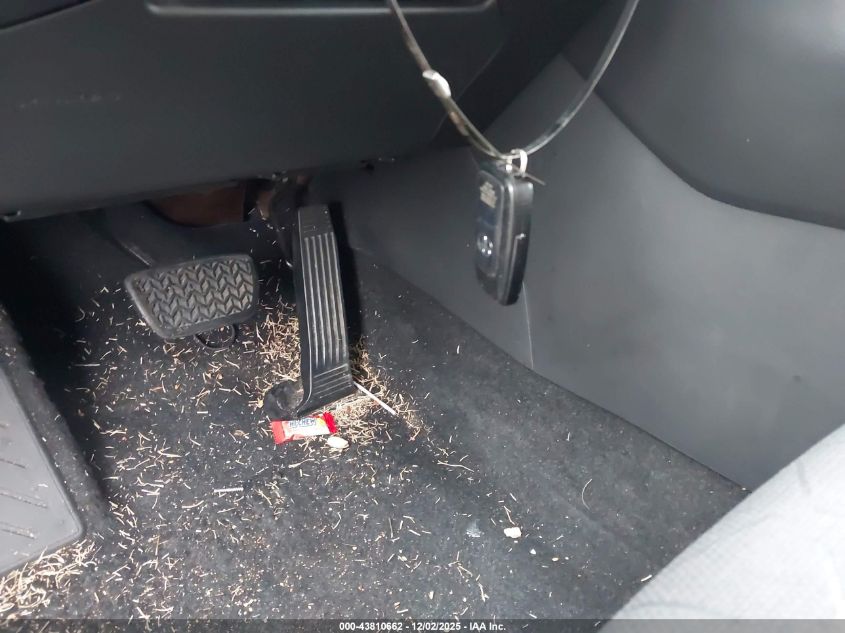 2021 Toyota Rav4 Xle VIN: 2T3P1RFV2MC144946 Lot: 43810662