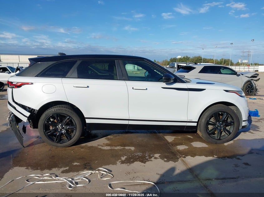 2018 Land Rover Range Rover Velar D180 Se R-Dynamic VIN: SALYL2RN7JA718637 Lot: 43810668