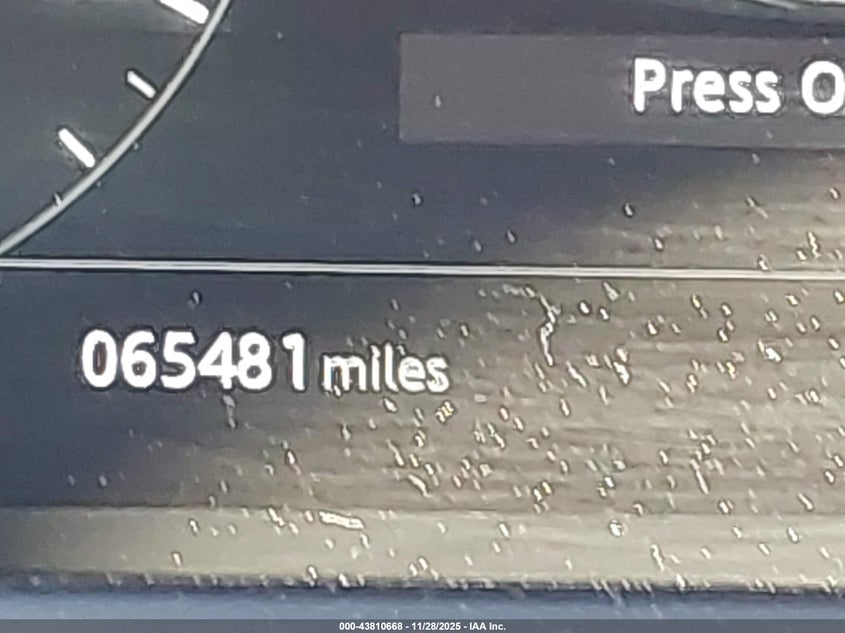 2018 Land Rover Range Rover Velar D180 Se R-Dynamic VIN: SALYL2RN7JA718637 Lot: 43810668