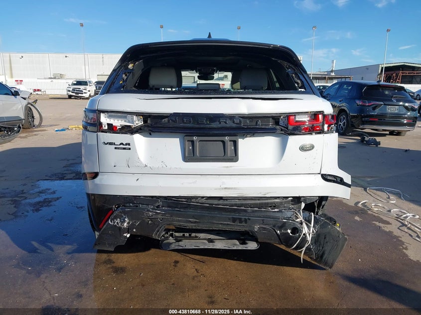 2018 Land Rover Range Rover Velar D180 Se R-Dynamic VIN: SALYL2RN7JA718637 Lot: 43810668