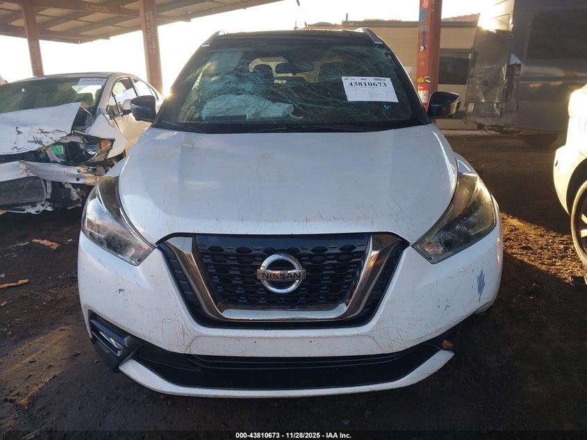 2019 Nissan Kicks Sr VIN: 3N1CP5CU3KL519797 Lot: 43810673