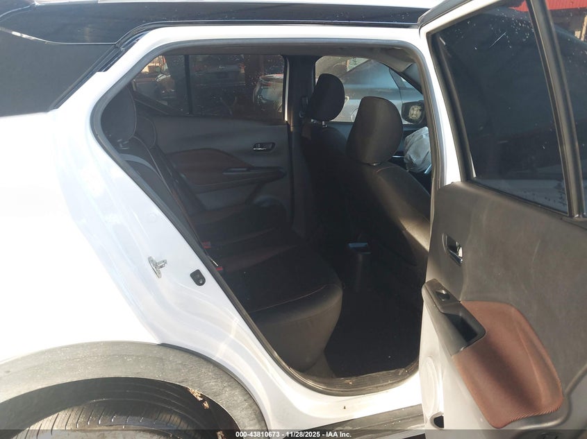 2019 Nissan Kicks Sr VIN: 3N1CP5CU3KL519797 Lot: 43810673