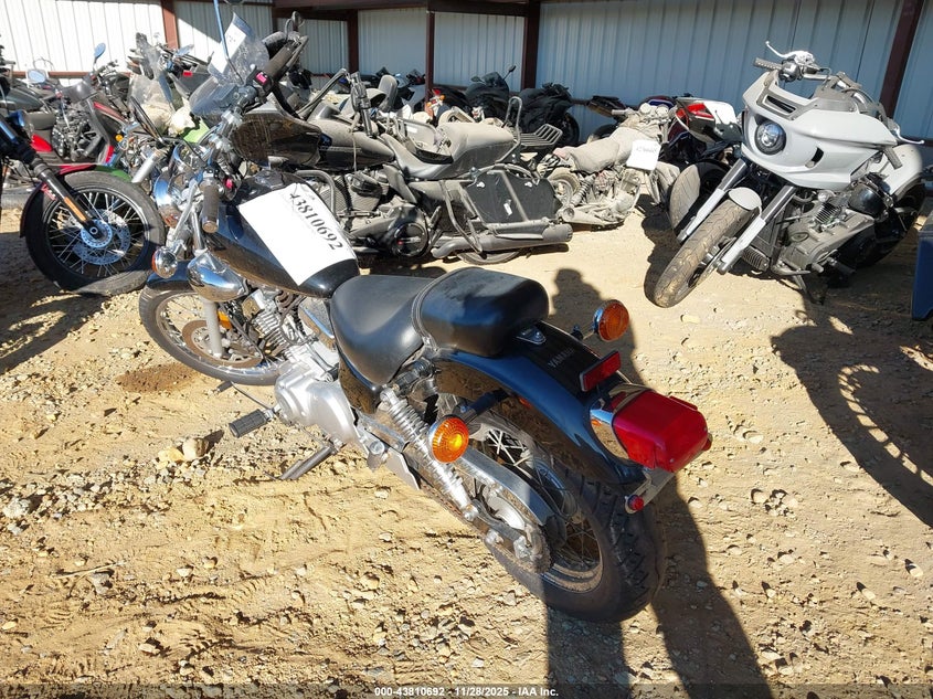 JYAVG04E3CA013438 2012 YAMAHA XV photo no. 3