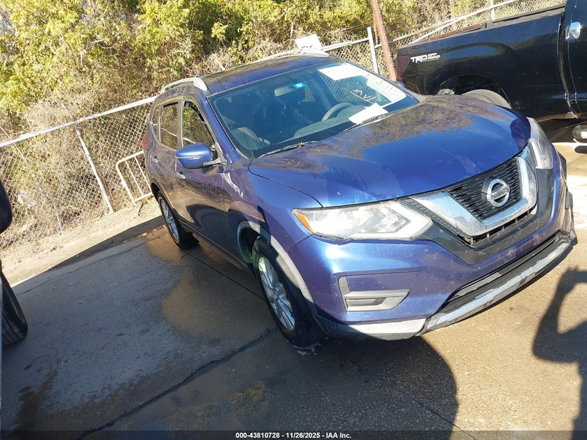 NISSAN ROGUE SV
