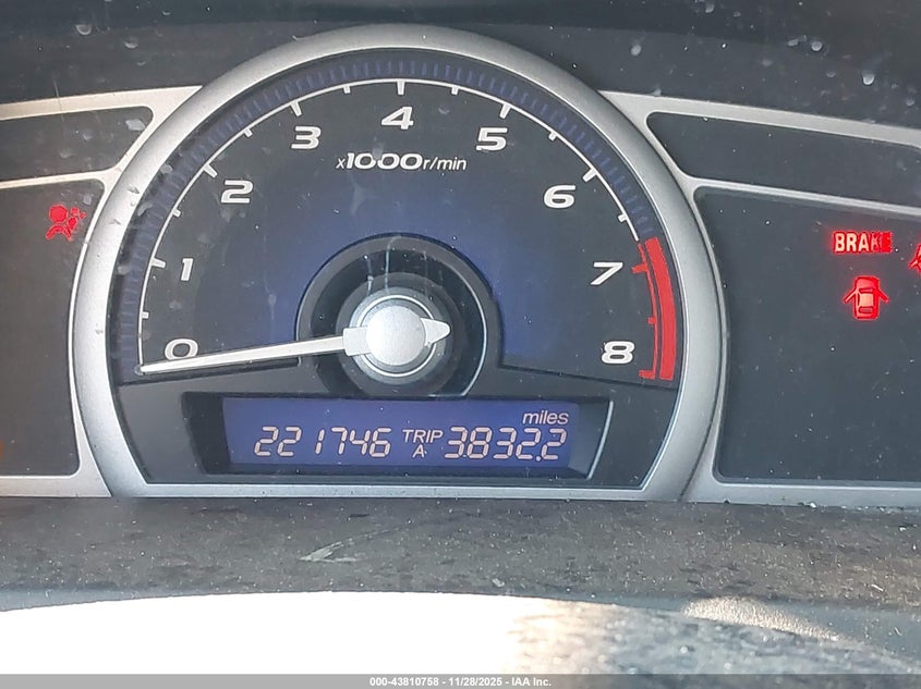 2007 Honda Civic Lx VIN: 2HGFG11637H517072 Lot: 43810758