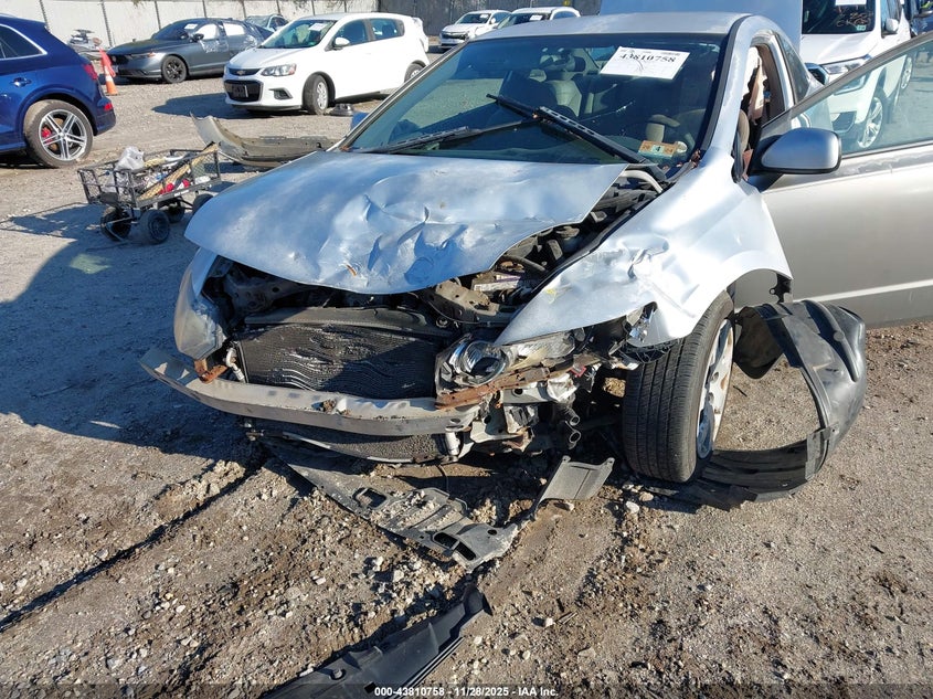 2007 Honda Civic Lx VIN: 2HGFG11637H517072 Lot: 43810758