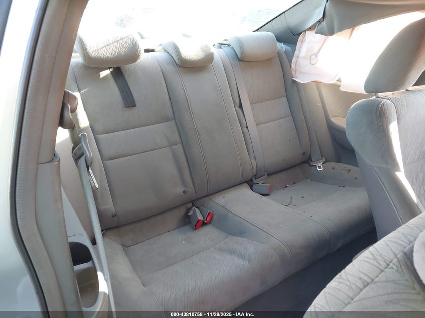 2007 Honda Civic Lx VIN: 2HGFG11637H517072 Lot: 43810758