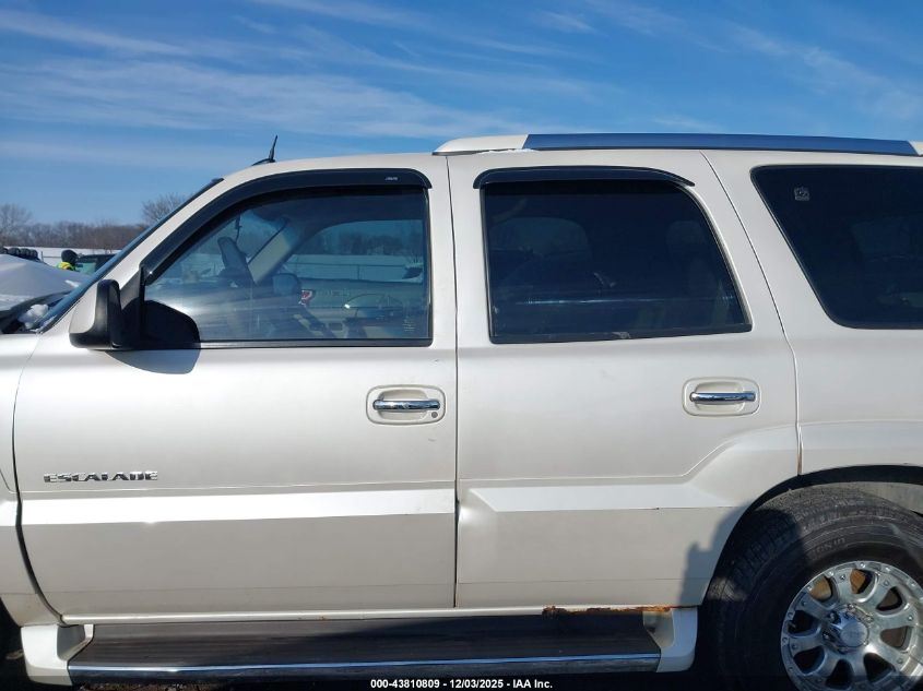 2005 Cadillac Escalade Standard VIN: 1GYEK63N75R120675 Lot: 43810809