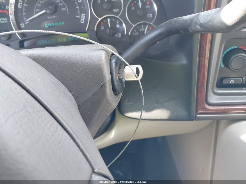 2005 Cadillac Escalade Standard VIN: 1GYEK63N75R120675 Lot: 43810809