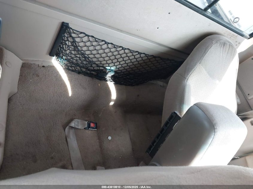 2000 Mazda B3000 Se/Tl VIN: 4F4YR16V3YTM08253 Lot: 43810810