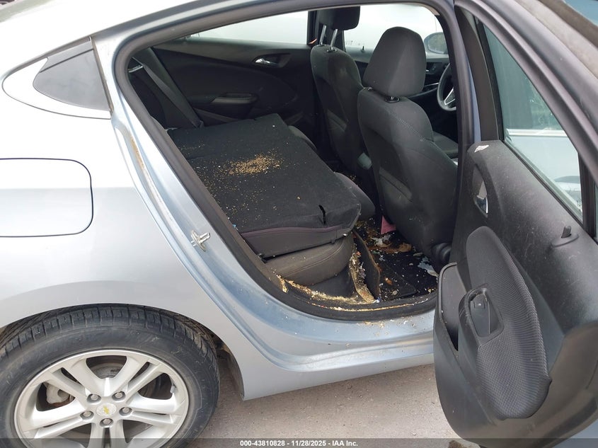 2017 Chevrolet Cruze Lt Auto VIN: 1G1BE5SM1H7159077 Lot: 43810828