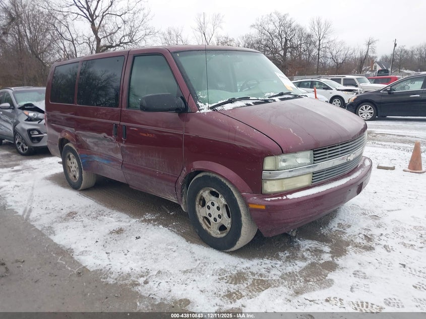 CHEVROLET ASTRO 2004. Lot# 43810843. VIN 1GNEL19XX4B107190. Photo 1