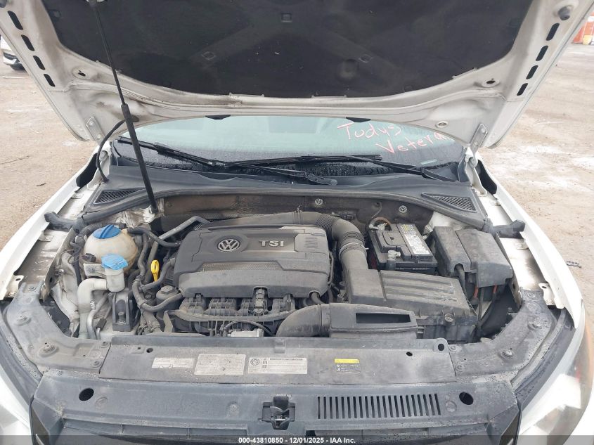 2015 Volkswagen Passat 1.8T Sport VIN: 1VWBS7A33FC033180 Lot: 43810850