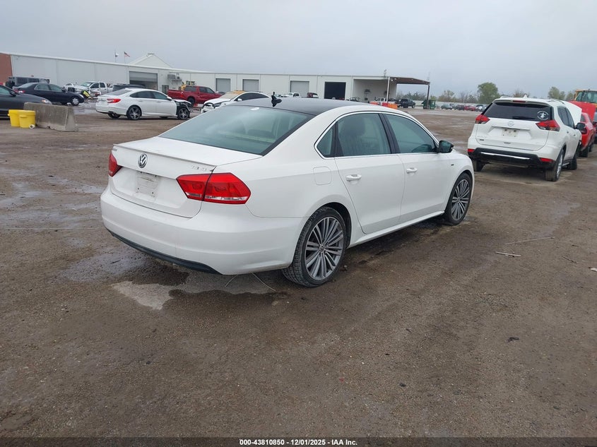 1VWBS7A33FC033180 2015 VOLKSWAGEN PASSAT photo no. 4