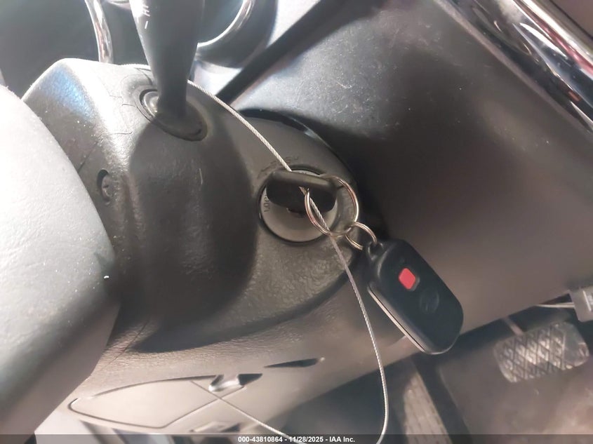 2004 Toyota Matrix Xr VIN: 2T1KR32E04C248382 Lot: 43810864