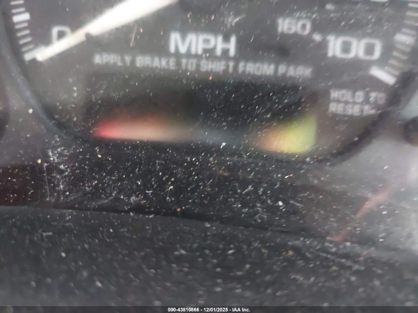 2002 Chevrolet Suburban 1500 Lt VIN: 3GNEC16Z92G303874 Lot: 43810866