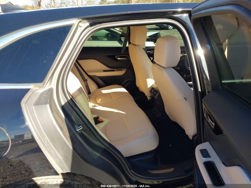 2020 Jaguar F-Pace Premium P250 Awd Automatic VIN: SADCJ2FX4LA647160 Lot: 43810871