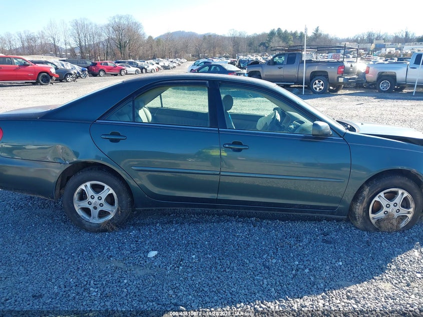 2004 Toyota Camry Le VIN: 4T1BE32K34U380844 Lot: 43810872