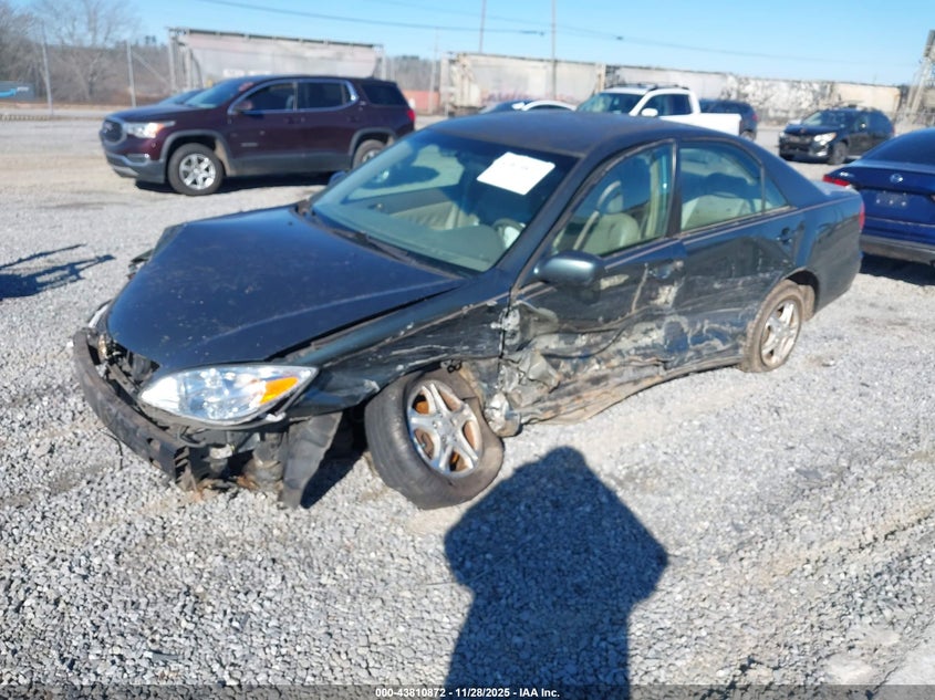 2004 Toyota Camry Le
