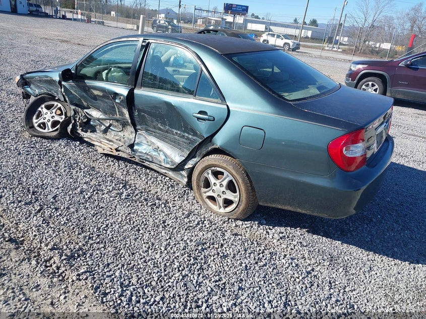 2004 Toyota Camry Le