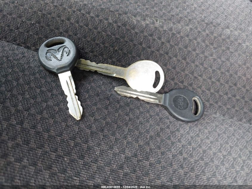 2003 Dodge Ram 1500 Slt/Laramie/St VIN: 1D7HU18D33S305799 Lot: 43810895